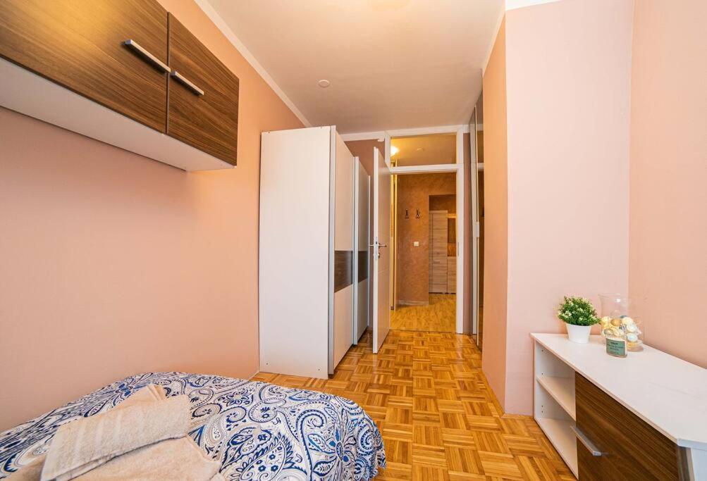 Sunny Day -Arena Zagreb , 2 Bathrooms, 102M², 외부 사진